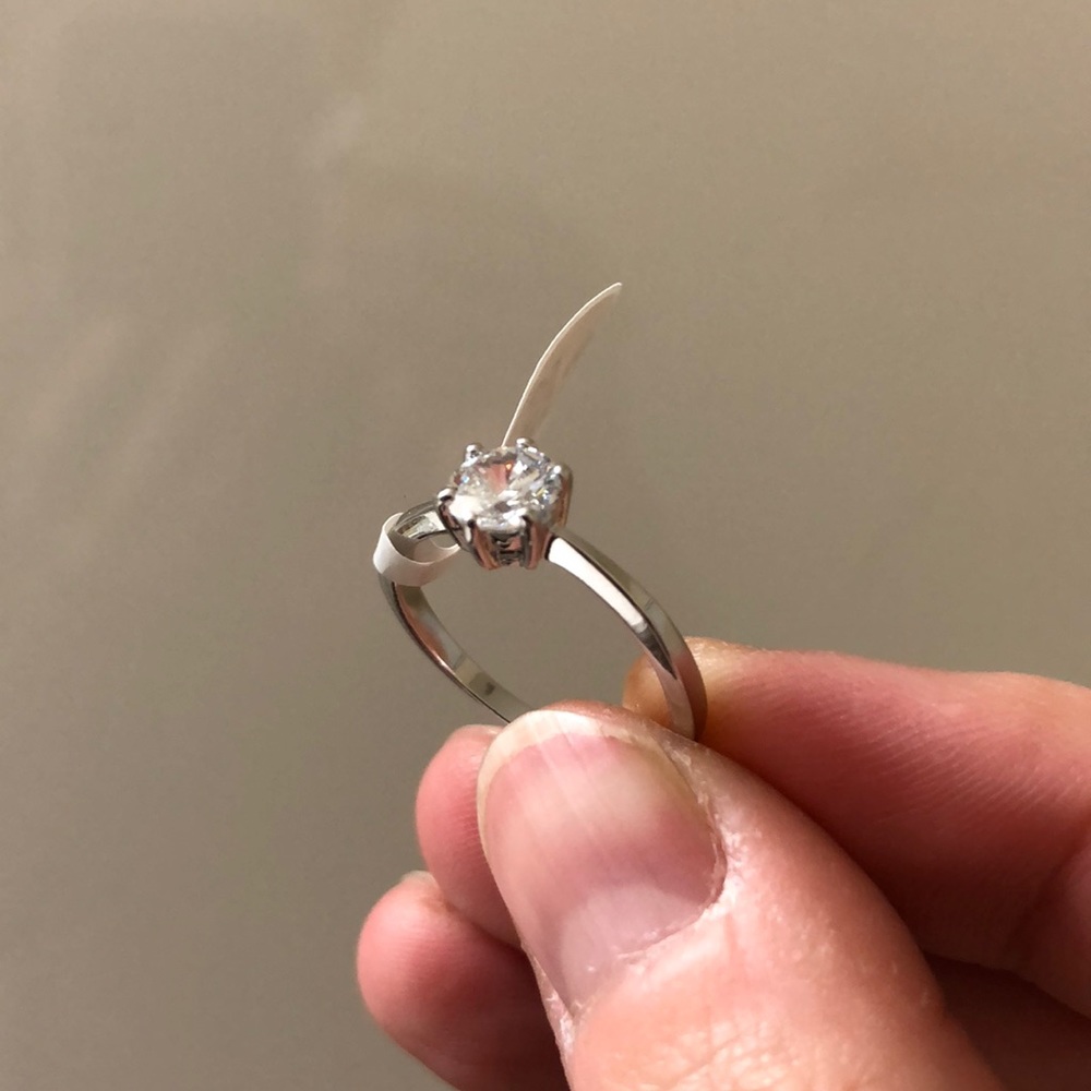 ❤️CZ round Sterling S. Ring❤️ - Picture 7 of 8